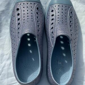 Native Women's Athletic Shoes - Glittery Gray